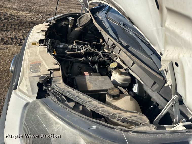 image for item DQ4125 2017 Ford Transit 250 delivery van