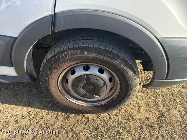 image for item DQ4125 2017 Ford Transit 250 delivery van