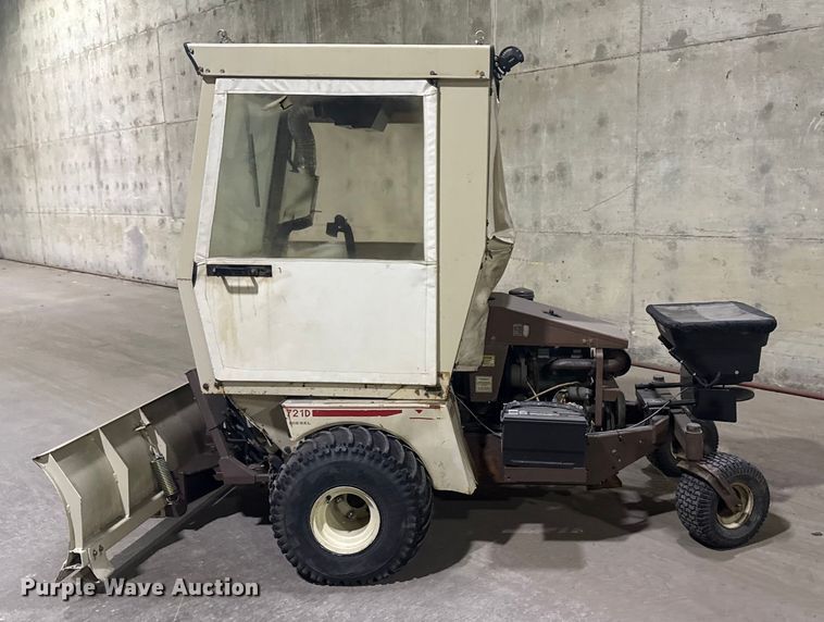 image for item DQ4132 Grasshopper 721D ZTR lawn mower