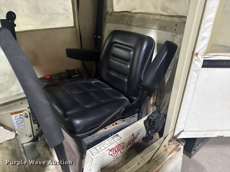 image for item DQ4132 Grasshopper 721D ZTR lawn mower