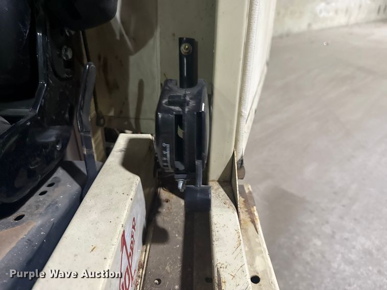 image for item DQ4132 Grasshopper 721D ZTR lawn mower