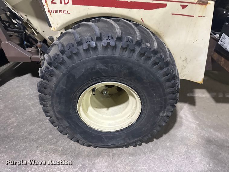 image for item DQ4132 Grasshopper 721D ZTR lawn mower