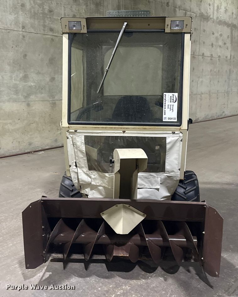 image for item DQ4133 Grasshopper 729 ZTR lawn mower