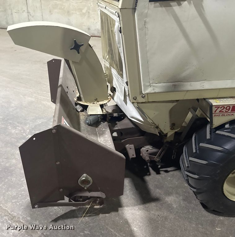 image for item DQ4133 Grasshopper 729 ZTR lawn mower