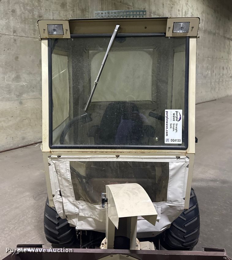 image for item DQ4133 Grasshopper 729 ZTR lawn mower