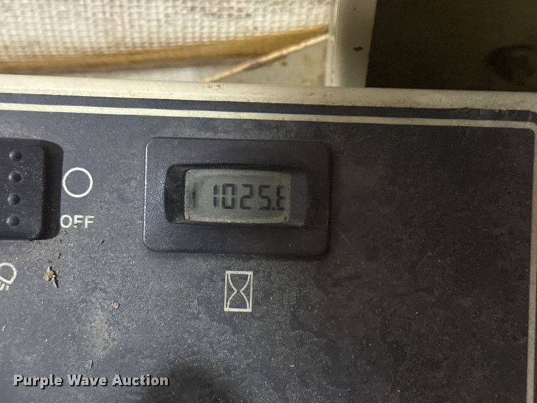 image for item DQ4133 Grasshopper 729 ZTR lawn mower