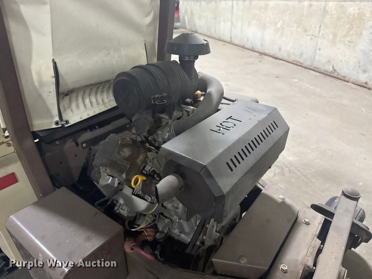 image for item DQ4133 Grasshopper 729 ZTR lawn mower