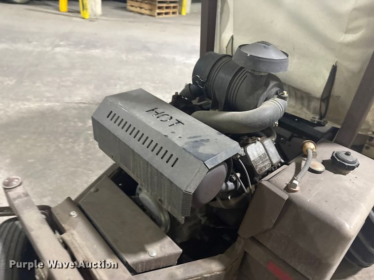 image for item DQ4133 Grasshopper 729 ZTR lawn mower