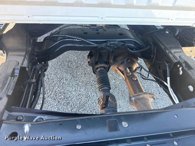 image for item DQ4134 2019 Ford F550 Super Duty XL truck cab and chassis