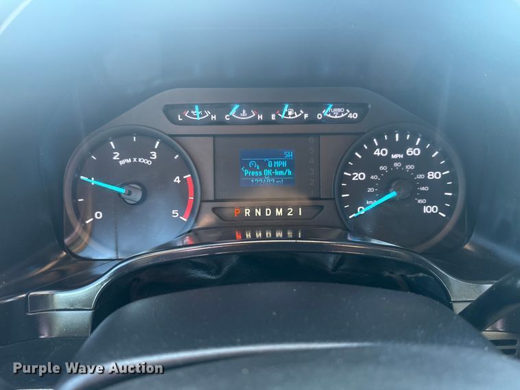 image for item DQ4134 2019 Ford F550 Super Duty XL truck cab and chassis