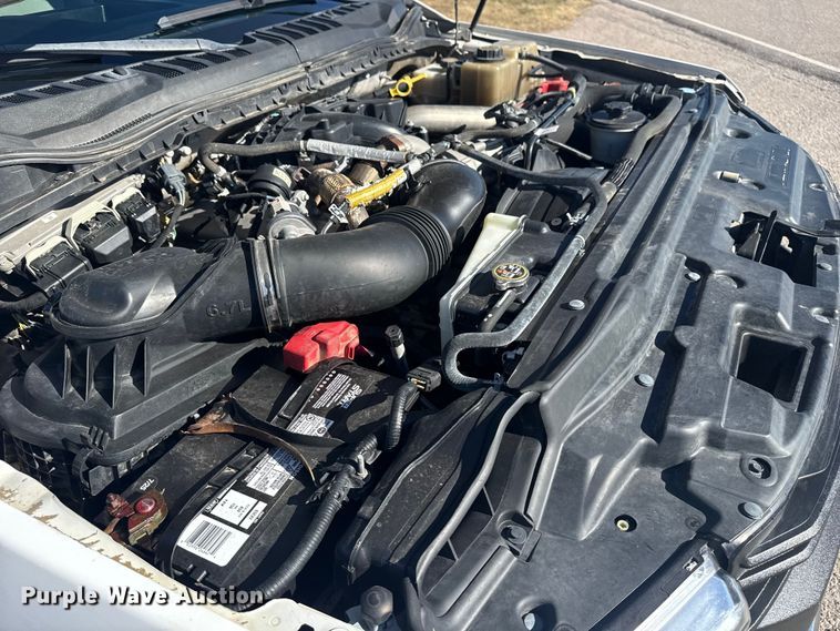 image for item DQ4134 2019 Ford F550 Super Duty XL truck cab and chassis