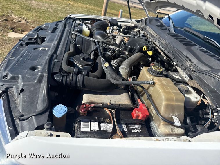 image for item DQ4134 2019 Ford F550 Super Duty XL truck cab and chassis