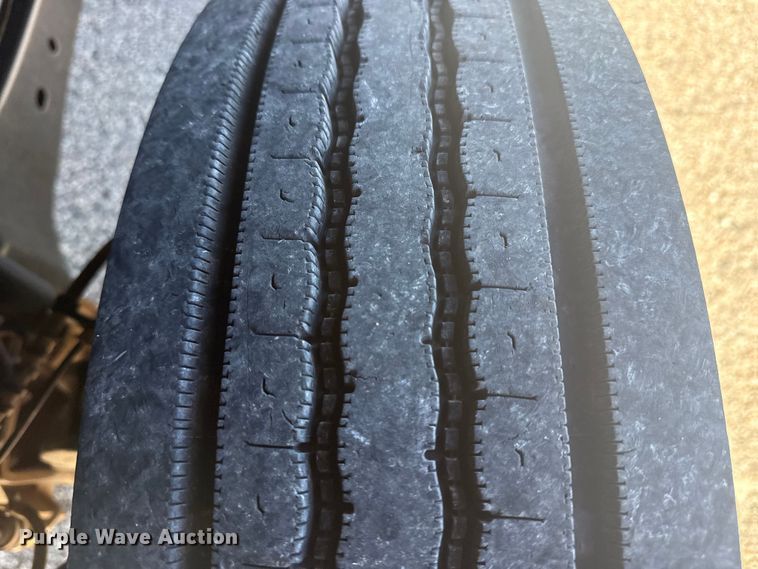 image for item DQ4134 2019 Ford F550 Super Duty XL truck cab and chassis