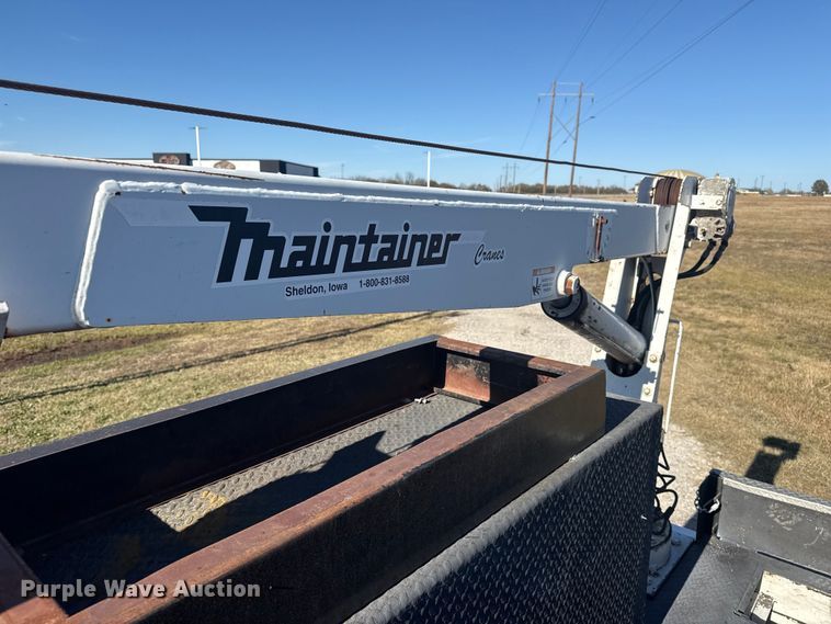 image for item DQ4135 2017 Ford F550 utility / service truck