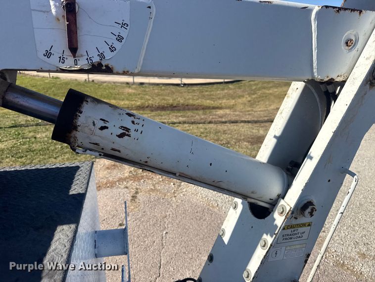 image for item DQ4135 2017 Ford F550 utility / service truck