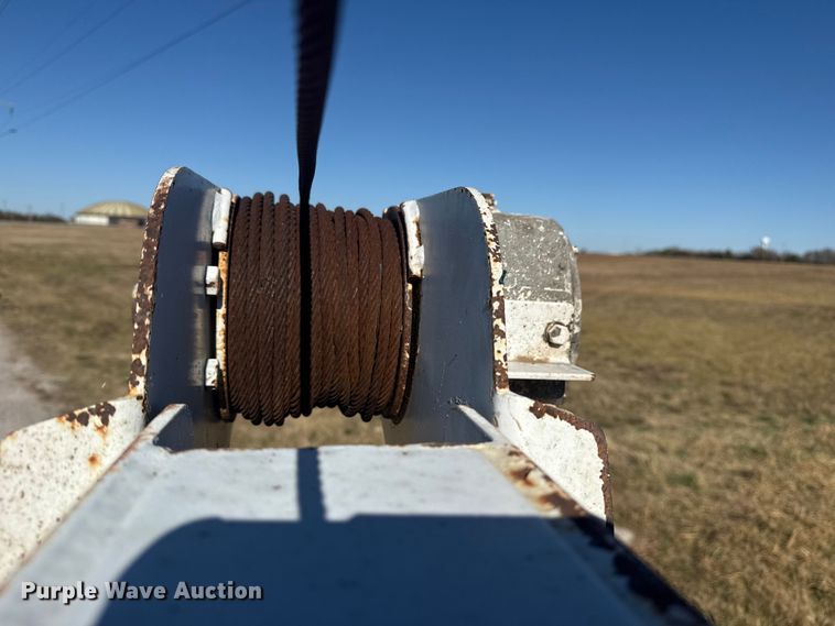 image for item DQ4135 2017 Ford F550 utility / service truck