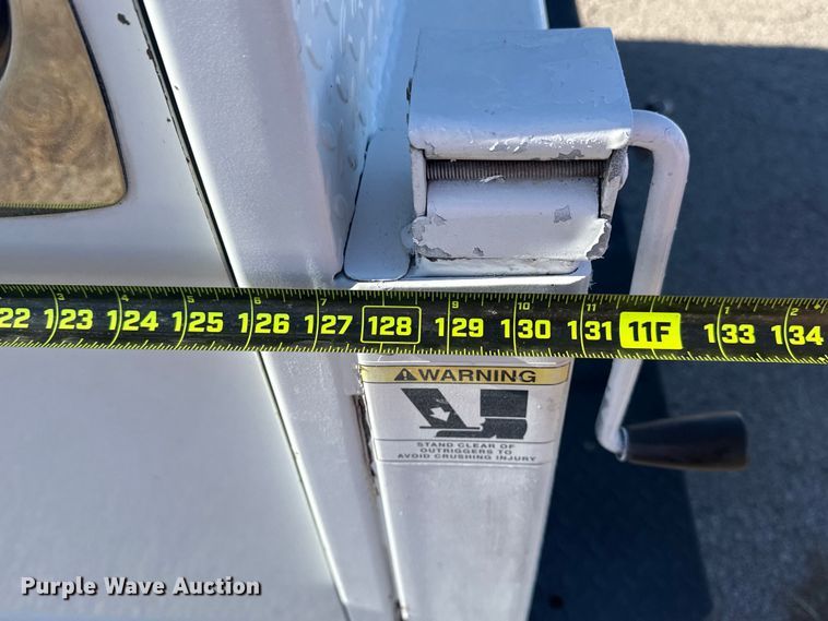 image for item DQ4135 2017 Ford F550 utility / service truck