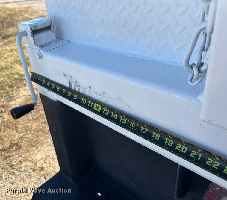 image for item DQ4135 2017 Ford F550 utility / service truck