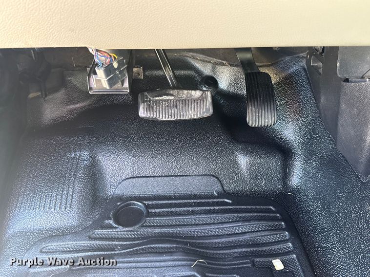 image for item DQ4135 2017 Ford F550 utility / service truck