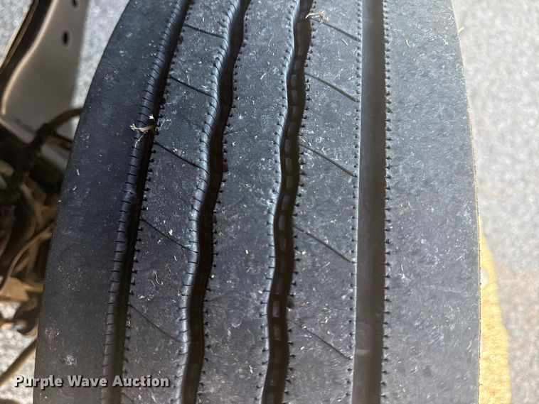 image for item DQ4135 2017 Ford F550 utility / service truck