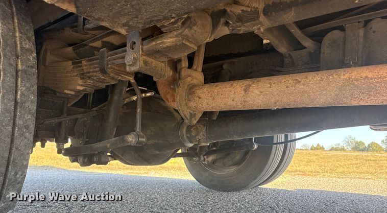 image for item DQ4135 2017 Ford F550 utility / service truck