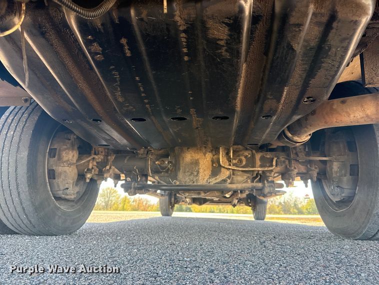 image for item DQ4135 2017 Ford F550 utility / service truck