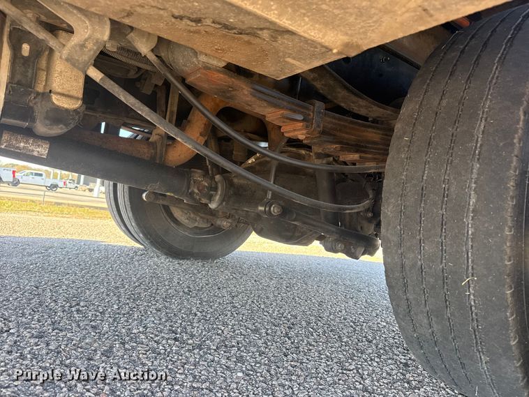 image for item DQ4135 2017 Ford F550 utility / service truck