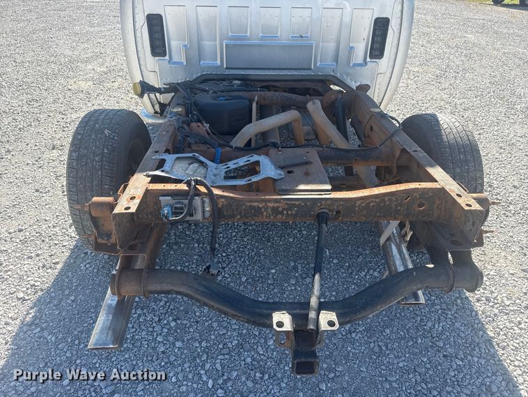 image for item DQ4149 2011 Chevrolet Silverado 1500 Crew Cab truck cab and chassis