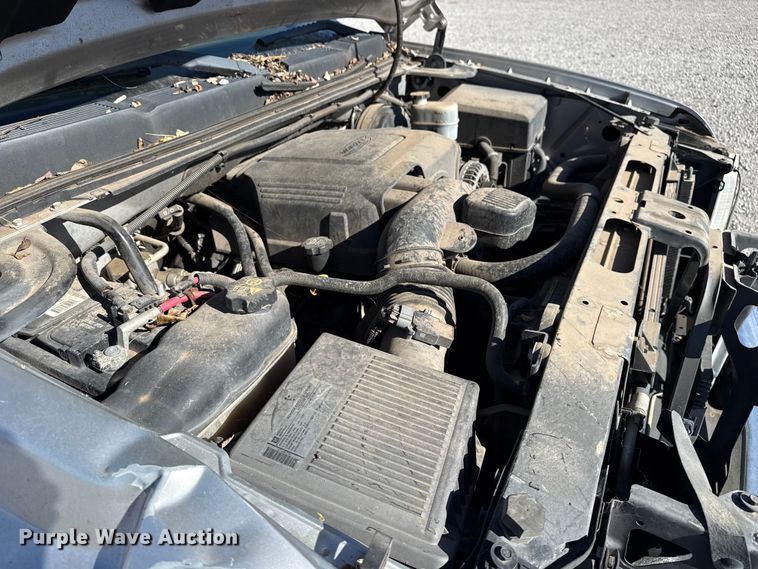 image for item DQ4149 2011 Chevrolet Silverado 1500 Crew Cab truck cab and chassis