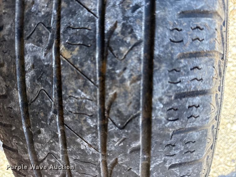 image for item DQ4149 2011 Chevrolet Silverado 1500 Crew Cab truck cab and chassis