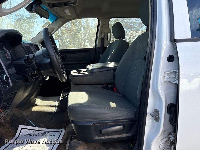 image for item DQ4150 2014 RAM 1500 Crew Cab pickup truck