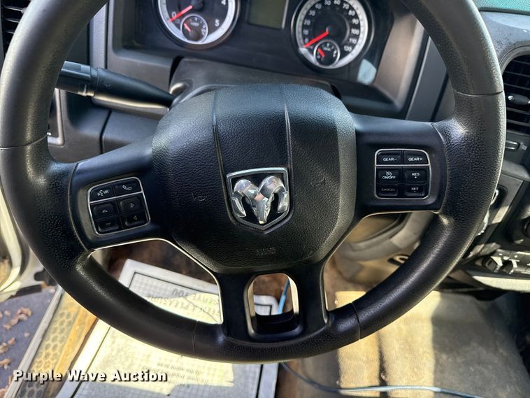 image for item DQ4150 2014 RAM 1500 Crew Cab pickup truck