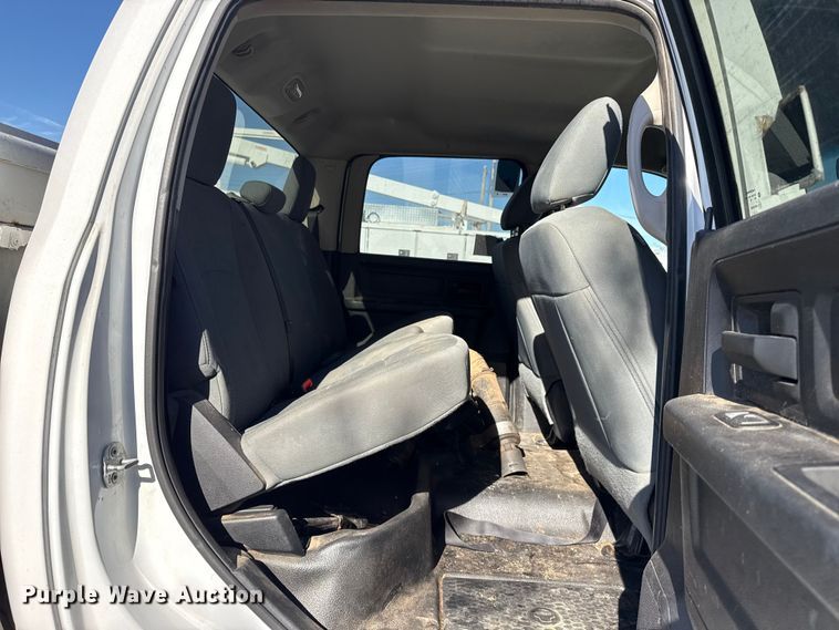 image for item DQ4150 2014 RAM 1500 Crew Cab pickup truck