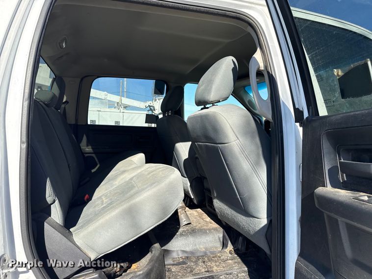 image for item DQ4150 2014 RAM 1500 Crew Cab pickup truck