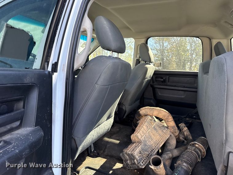 image for item DQ4150 2014 RAM 1500 Crew Cab pickup truck
