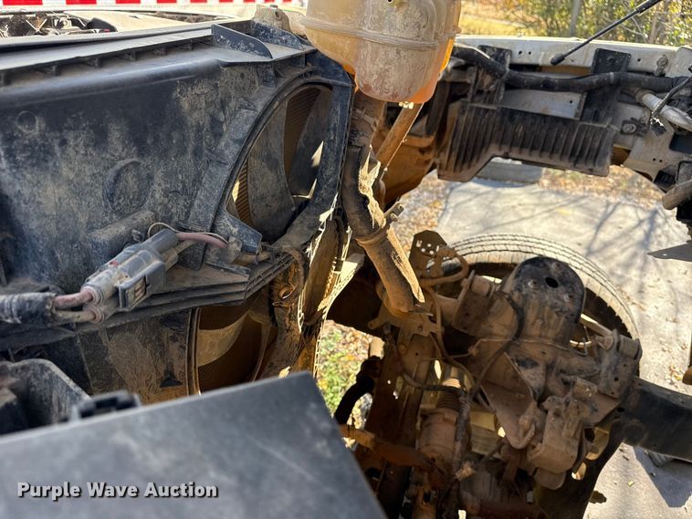 image for item DQ4150 2014 RAM 1500 Crew Cab pickup truck