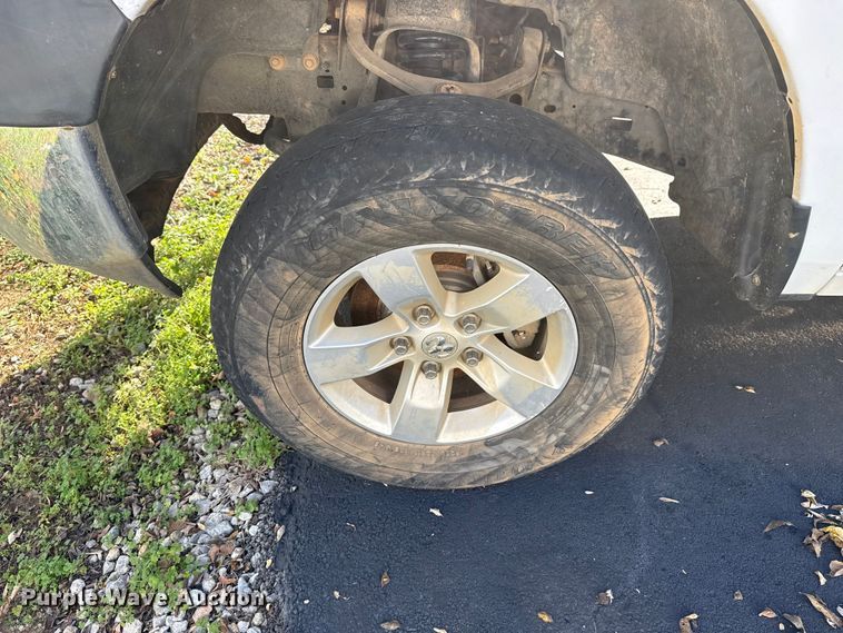 image for item DQ4150 2014 RAM 1500 Crew Cab pickup truck