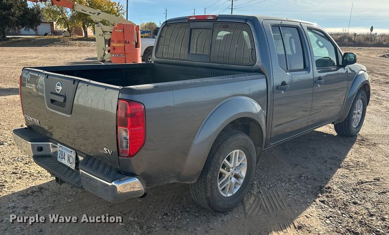 image for item DQ7714 2019 Nissan Frontier Crew Cab pickup truck