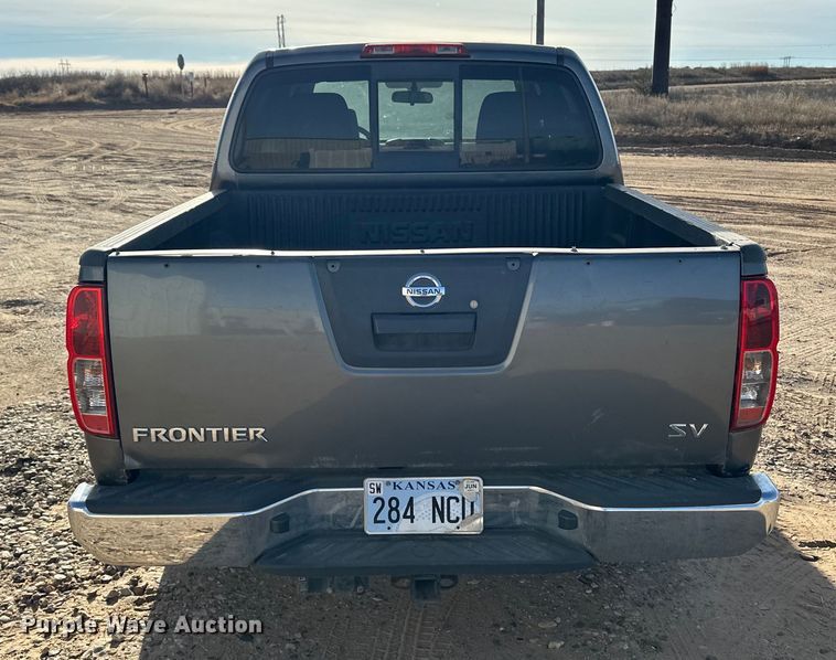 image for item DQ7714 2019 Nissan Frontier Crew Cab pickup truck