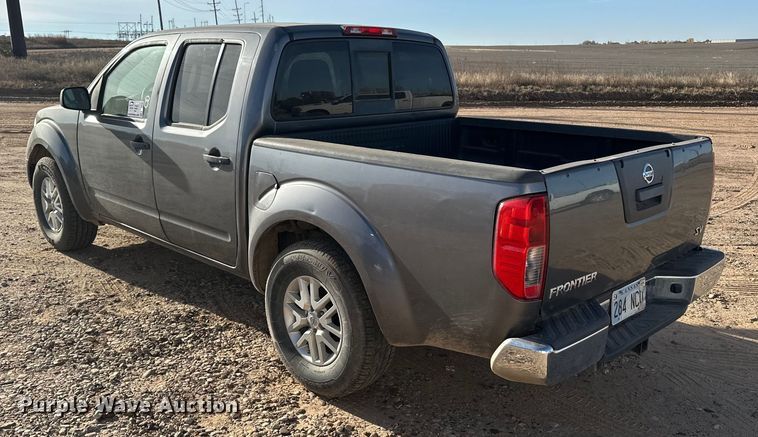 image for item DQ7714 2019 Nissan Frontier Crew Cab pickup truck