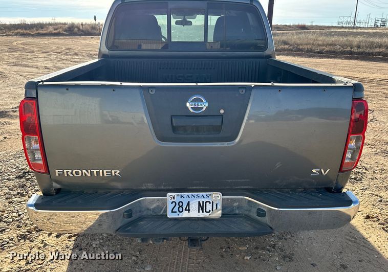 image for item DQ7714 2019 Nissan Frontier Crew Cab pickup truck