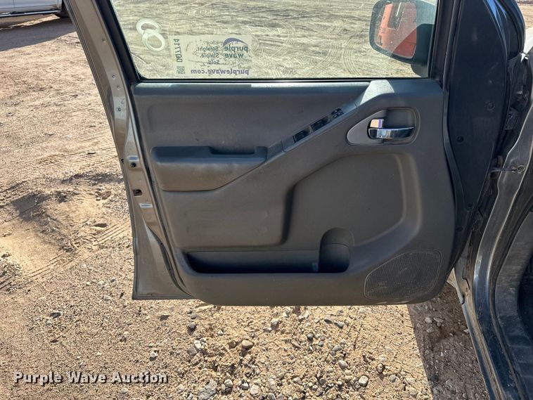 image for item DQ7714 2019 Nissan Frontier Crew Cab pickup truck