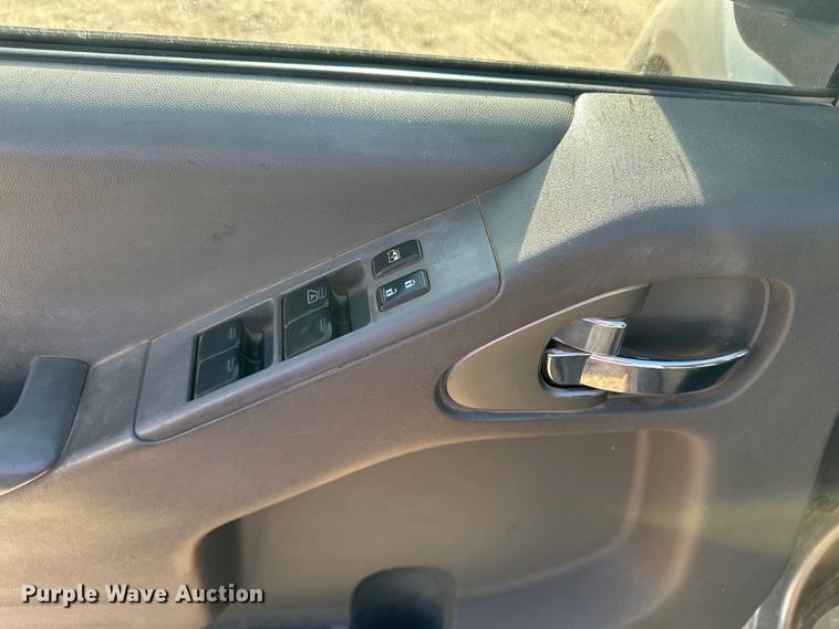 image for item DQ7714 2019 Nissan Frontier Crew Cab pickup truck