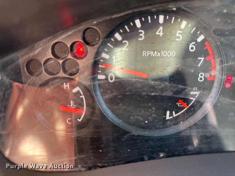 image for item DQ7714 2019 Nissan Frontier Crew Cab pickup truck