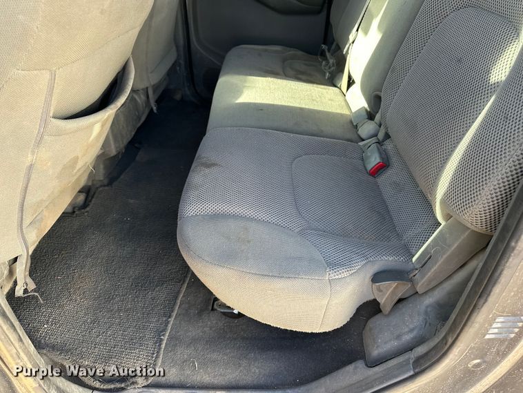 image for item DQ7714 2019 Nissan Frontier Crew Cab pickup truck