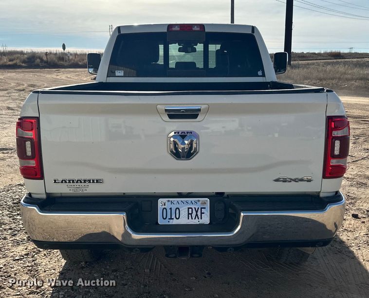 image for item DQ7715 2019 RAM 2500 Crew Cab pickup truck