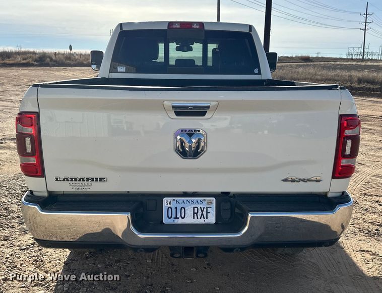 image for item DQ7715 2019 RAM 2500 Crew Cab pickup truck