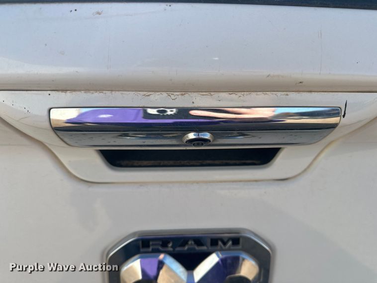 image for item DQ7715 2019 RAM 2500 Crew Cab pickup truck