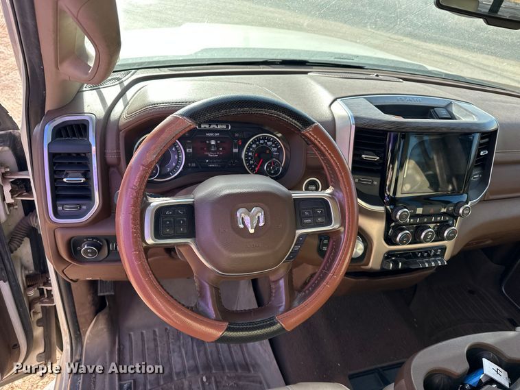 image for item DQ7715 2019 RAM 2500 Crew Cab pickup truck