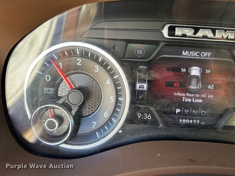 image for item DQ7715 2019 RAM 2500 Crew Cab pickup truck